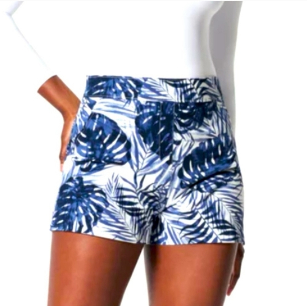 Spanx On the Go Tropical Print Navy/White Twill Shorts Size XL Stretch Casual